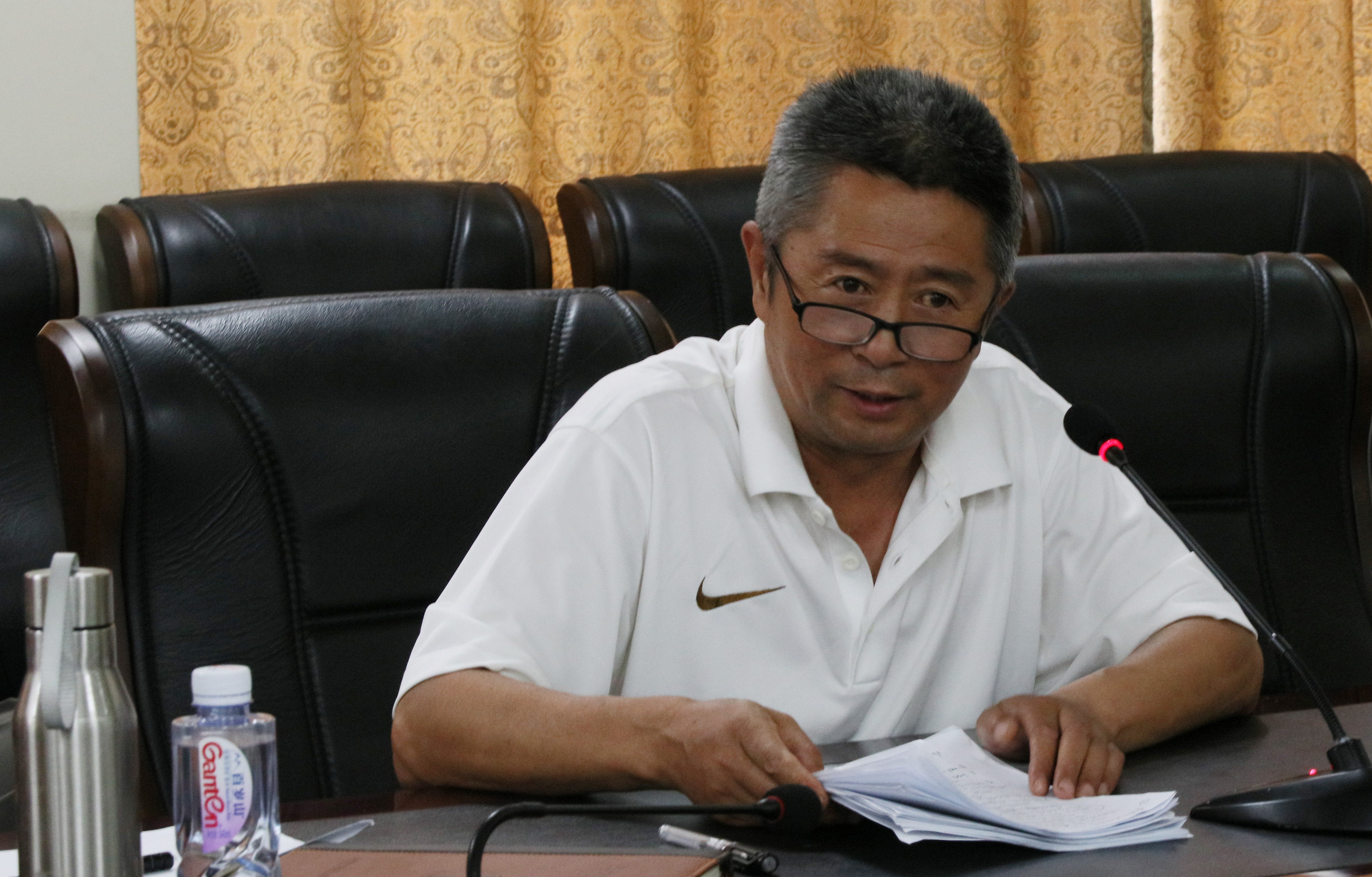 党委委员,教务处处长赵永旺作了题为《我校文科类专业现状及发展思路