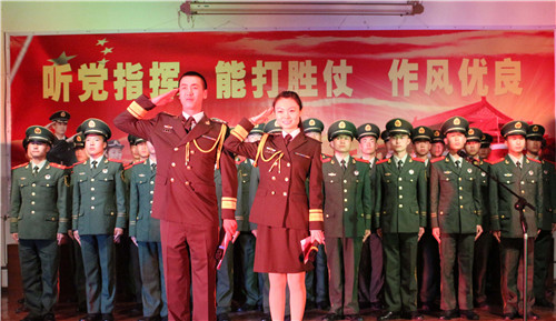 我校社联开展“青春炫舞魅力军营”文化慰问活动