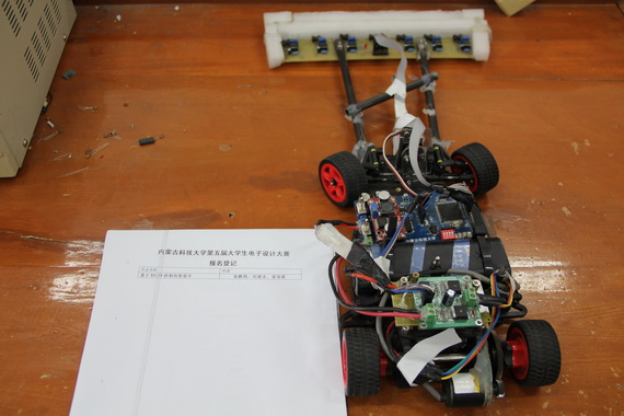 我校第五届大学生电子设计作品评审结束