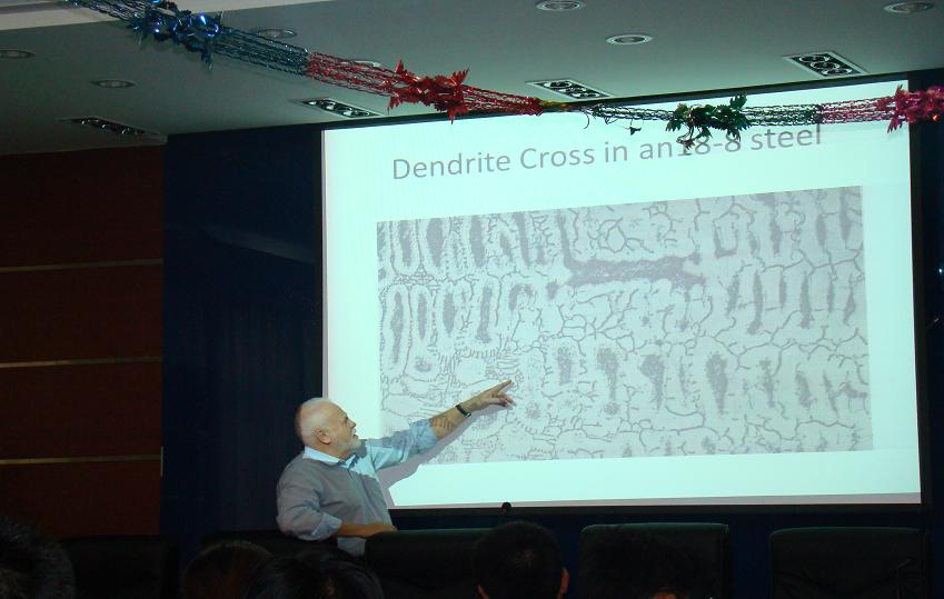 材冶学院邀请瑞典皇家工学院哈斯.弗雷德里克松教授作讲座