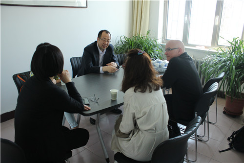 德国泰纳特教授到艺术与设计学院开展学术交流